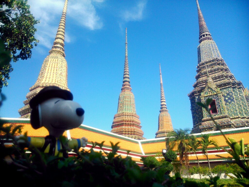 ansyel's tweet photo. Orang-orang baru mulai liburan besok.
Lha si Snoopy malah udah mulai dari minggu lalu... https://t.co/gauyntEKAX