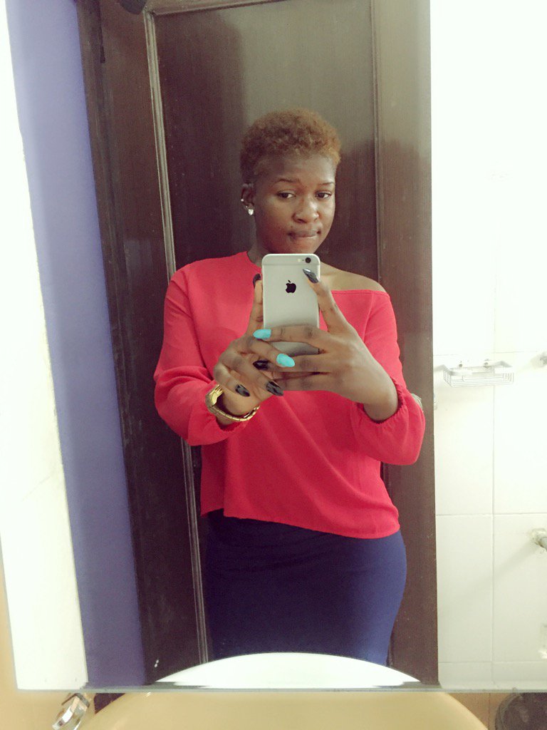 buchi_mary's tweet image. Feeling love