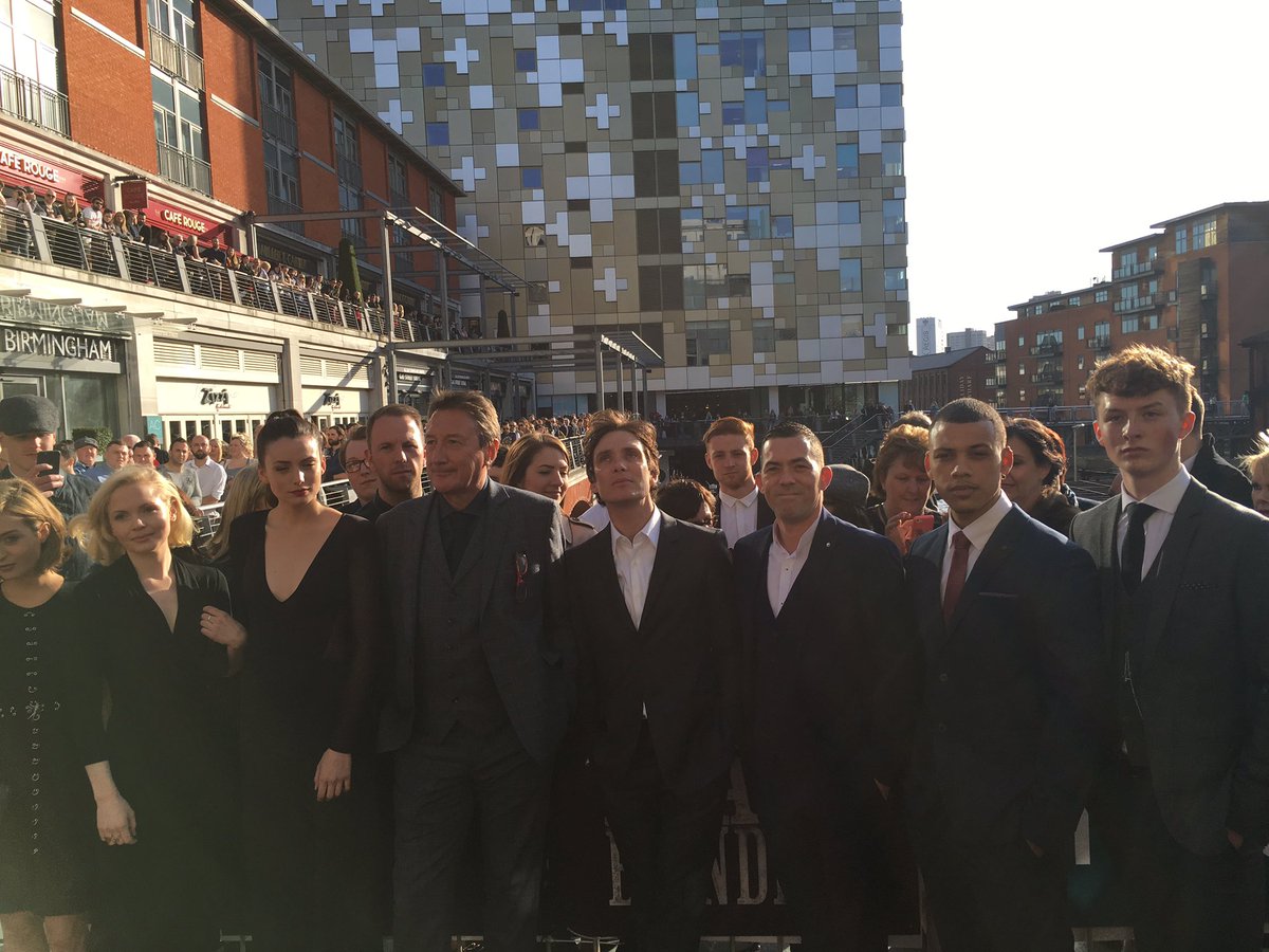 BhamUpdates's tweet image. The cast of Peaky Blinders and the creator Steven Knight on the red carpet of the premiere at the Mailbox #PeakyBrum