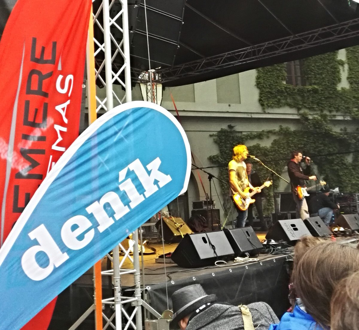 .<a href="/VypsanaFixa_/">VYPSANÁ FIXA.</a> už to parádně rozjíždí, majáles <a href="/UPOlomouc/">Univerzita Palackého</a> je v plném proudu a my jsme u toho! :-) 
#vypsanafixa