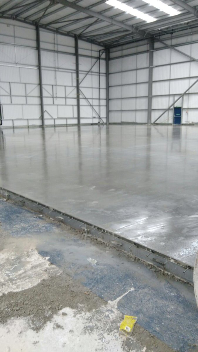 CBSconcreting's tweet image. Another successful pour today. @CEMEX_UK @PermabanLtd @DrillingService #concrete