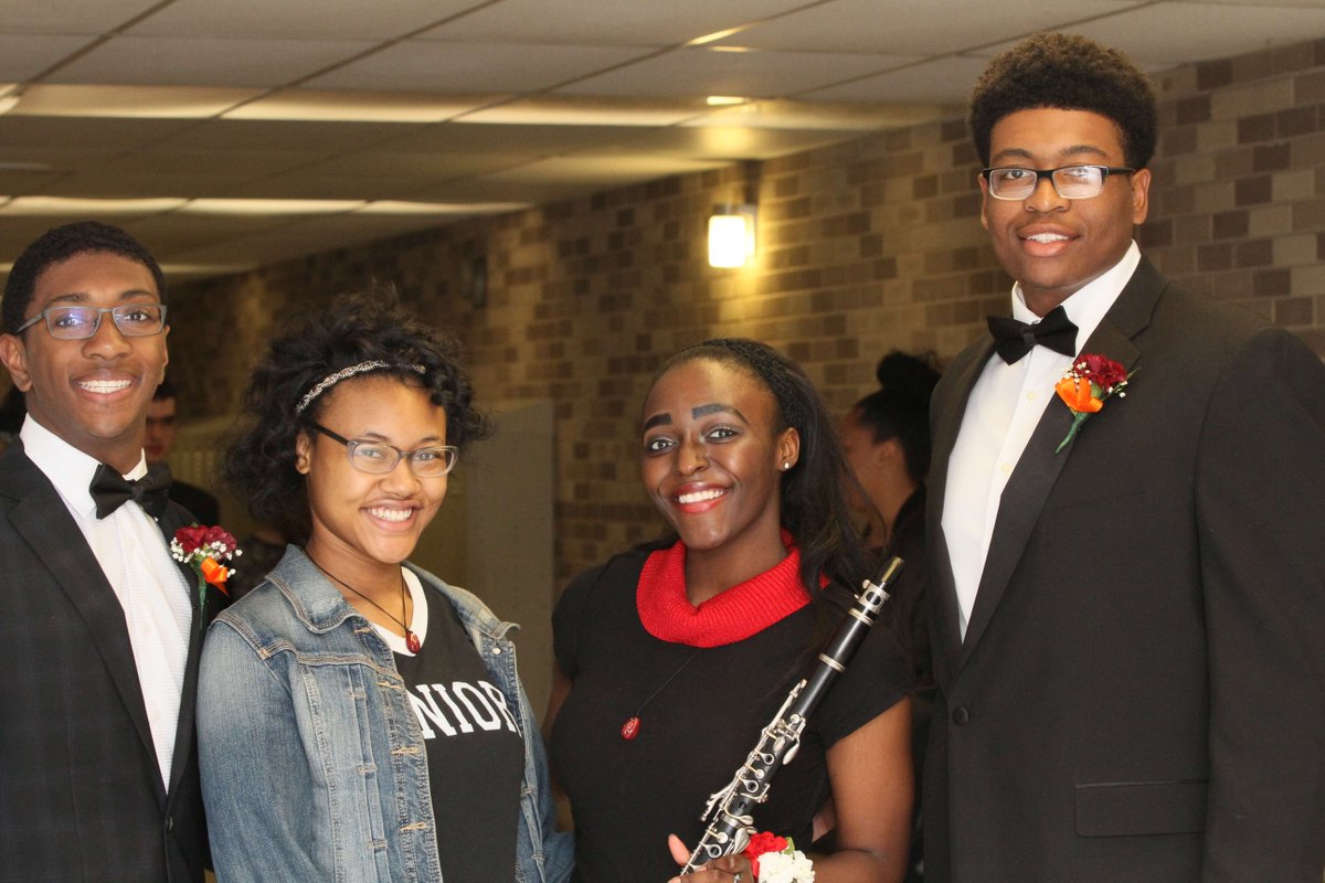 McAuleyMacs's tweet photo. On April 28, the @BrotherRice & McAuley Band held their spring concert! #BandMAC Pics: https://t.co/DFKyVNvvOx https://t.co/rMLR6tp1aG