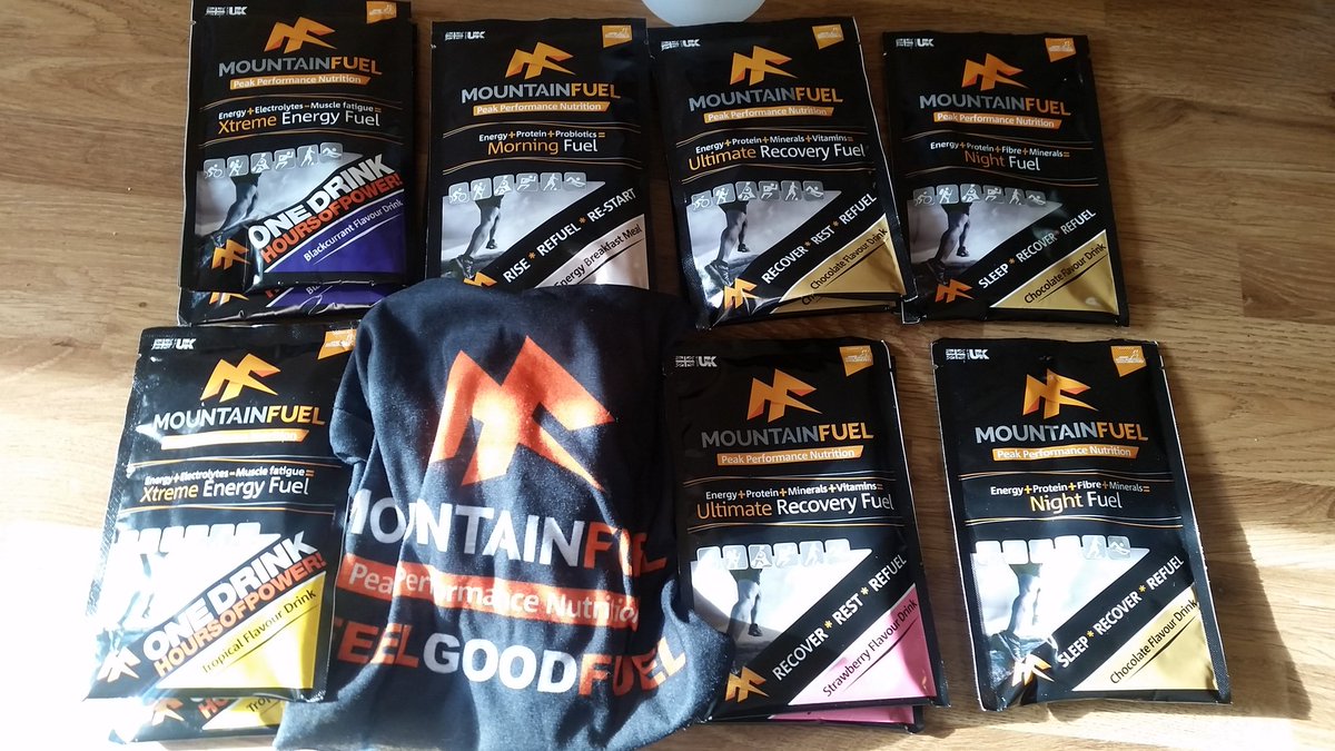 amy1609's tweet photo. 3 sleeps until #rrdw @RatRaceHQ
@MountainFuel_UK comes to rescue me - it'll all be OK now right?! #rawort #teamraw https://t.co/HNRs6wuNps
