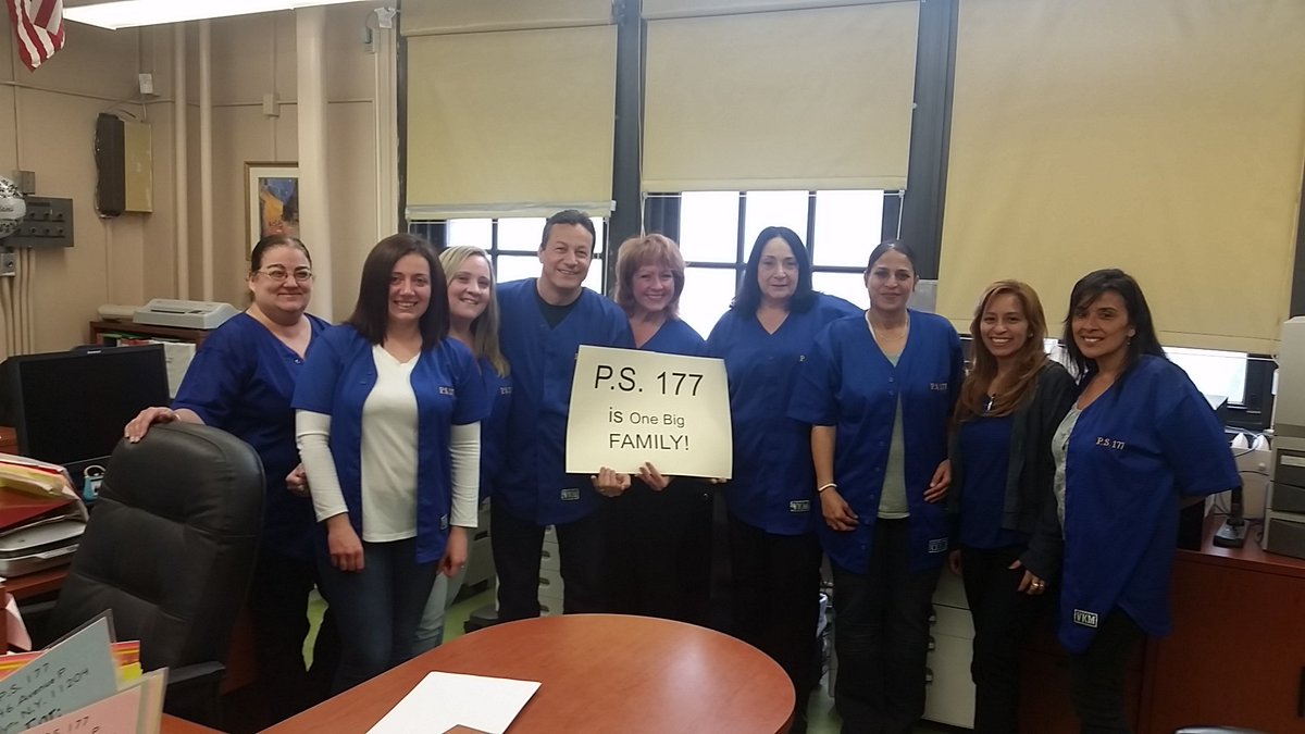 Antonel78200630's tweet photo. #PS177 Celebrates our School https://t.co/tTk53yBwYu