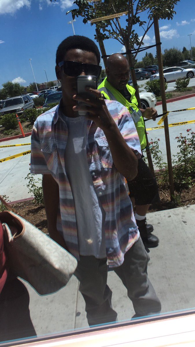 imadoperuna's tweet photo. This nigga ugly https://t.co/n231guNhXt