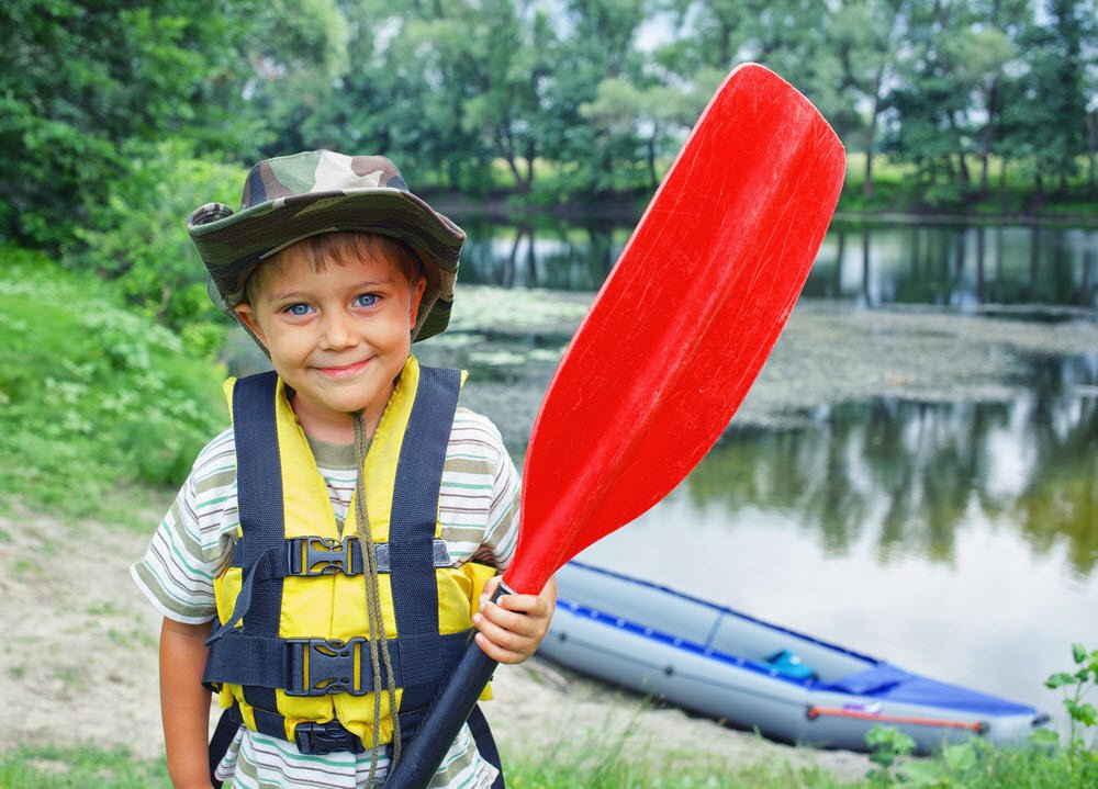 BayCare's tweet photo. Learn about different types of #PersonalFloatationDevices to help keep kids safe near water. https://t.co/ZvSIgEIMPj https://t.co/WtQ4OfhWbe
