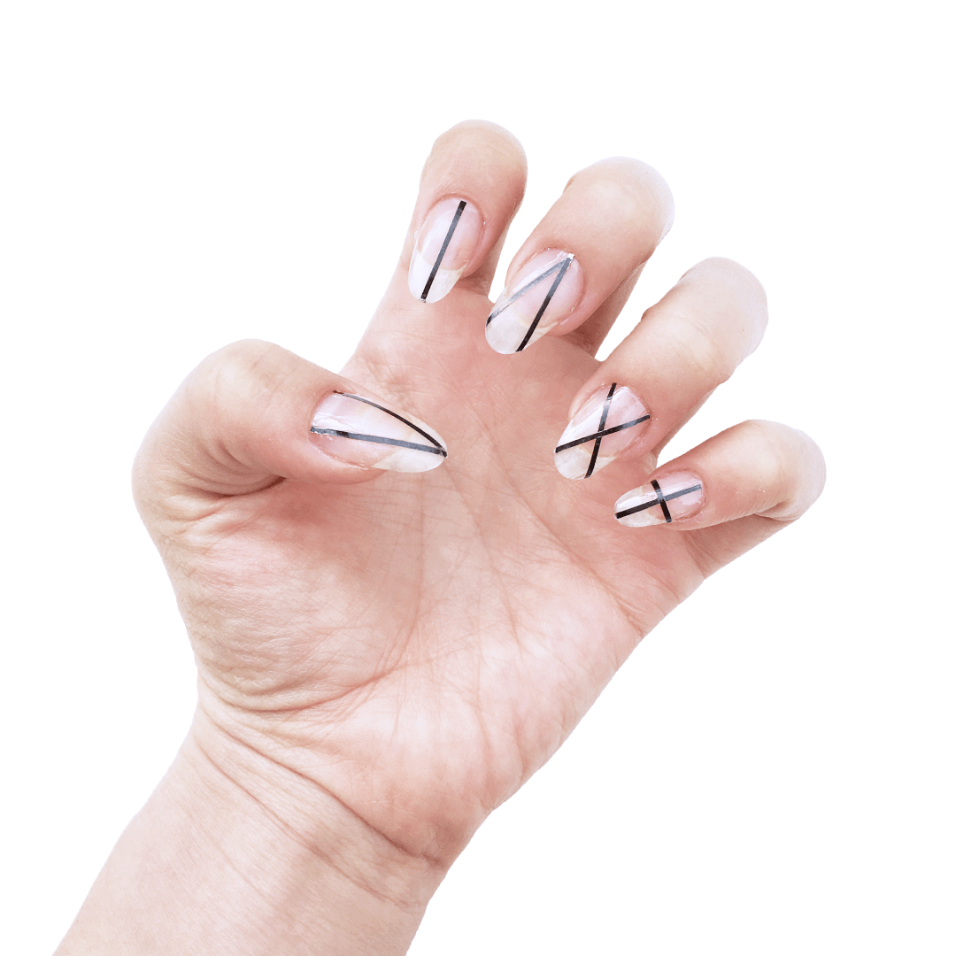 chibichaishop's tweet photo. Diseño de Uñas Decoradas con Cinta Negra...💅💁❤ https://t.co/jzhdVDpRzM