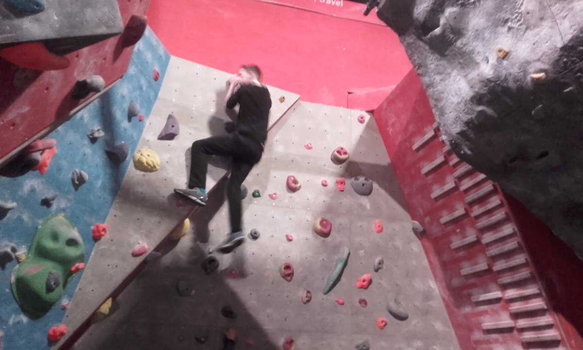 Our Year 10's must have had #Nervesofsteel <a href="/WVClimbingwall/">Westview Climbing</a> today #resilience #challenge