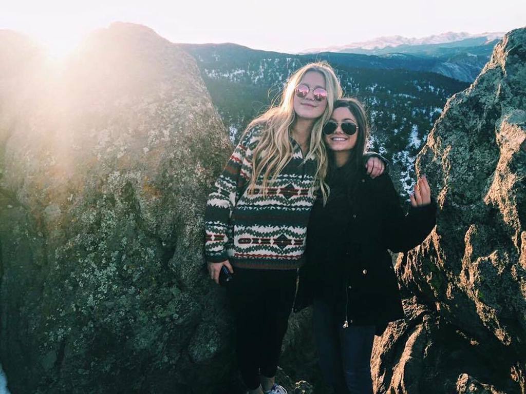 DGPhi's tweet photo. The best kind of study break 🏔 Good luck on the rest of finals everyone! #dgboulder https://t.co/TaDhbVTMmd https://t.co/LbuobNkRqD