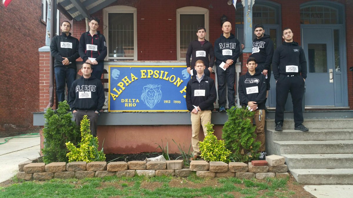 JoshuaHWeiss's tweet photo. #WeWalkToRemember @AEPi_Drexel @AEPi #NeverForget #NeverAgain #YomHashoah https://t.co/DnAoZZstcU