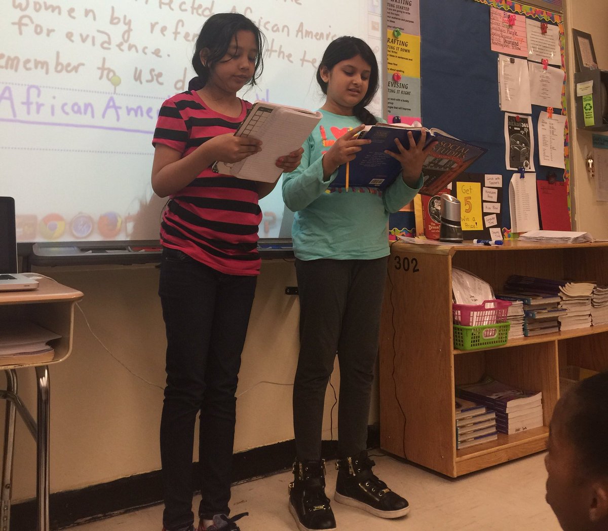 Sharing and presenting... #76q