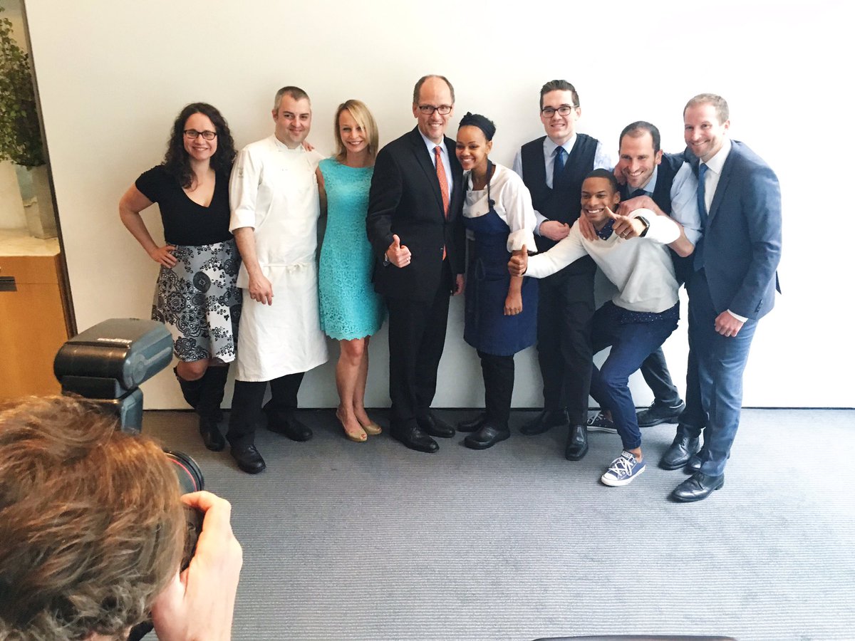 We had a ton of fun meeting @LaborSec Tom Perez and sharing stories about <a href="/ushgnyc/">USHG</a> culture at <a href="/themodernnyc/">The Modern</a> today!