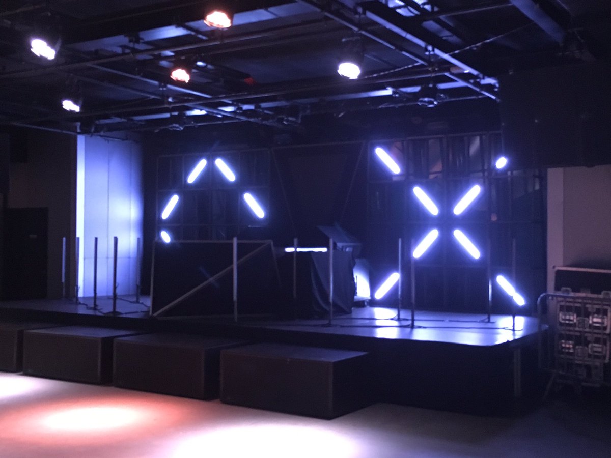 jcgaleazzi's tweet photo. Openning party #nuitsso #nuitsso2016 #lyon #onlylyon @LeSucreLyon #festival https://t.co/LMEotOglMD