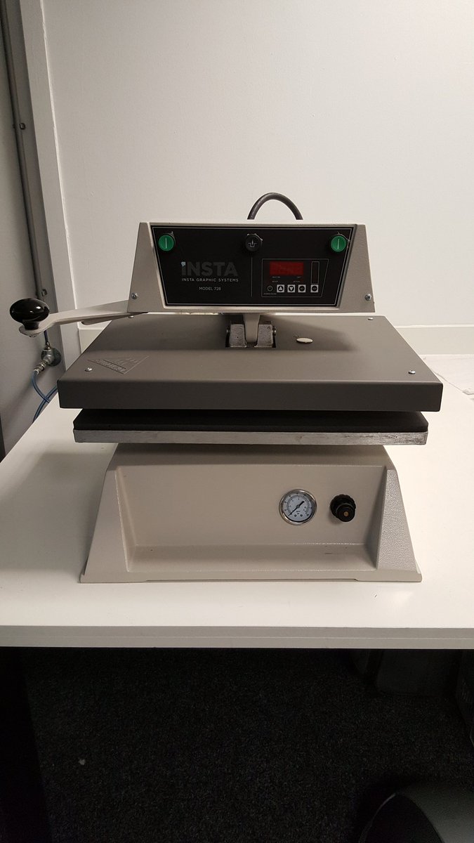 Ons machinepark vernieuwd met deze Insta sealpers,#bedrijfskleding