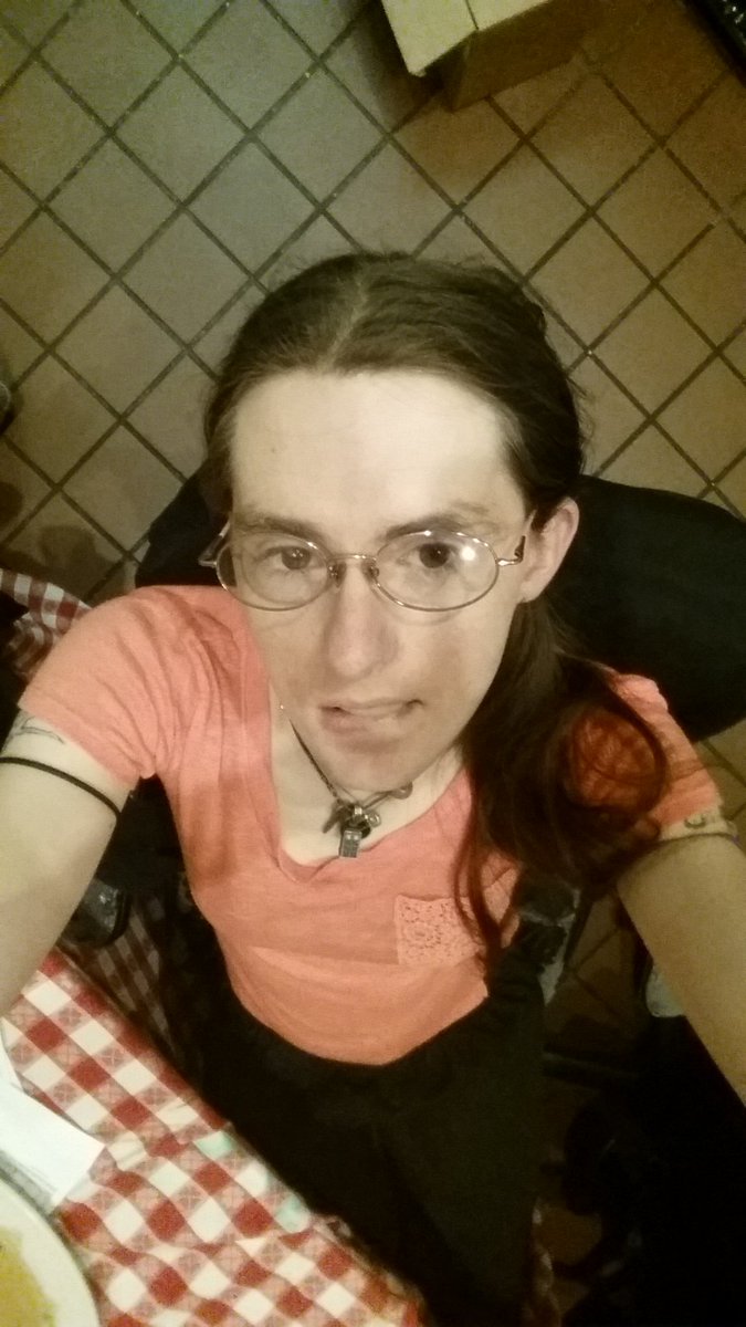 EspyGrrl's tweet image. #alwaysatwork