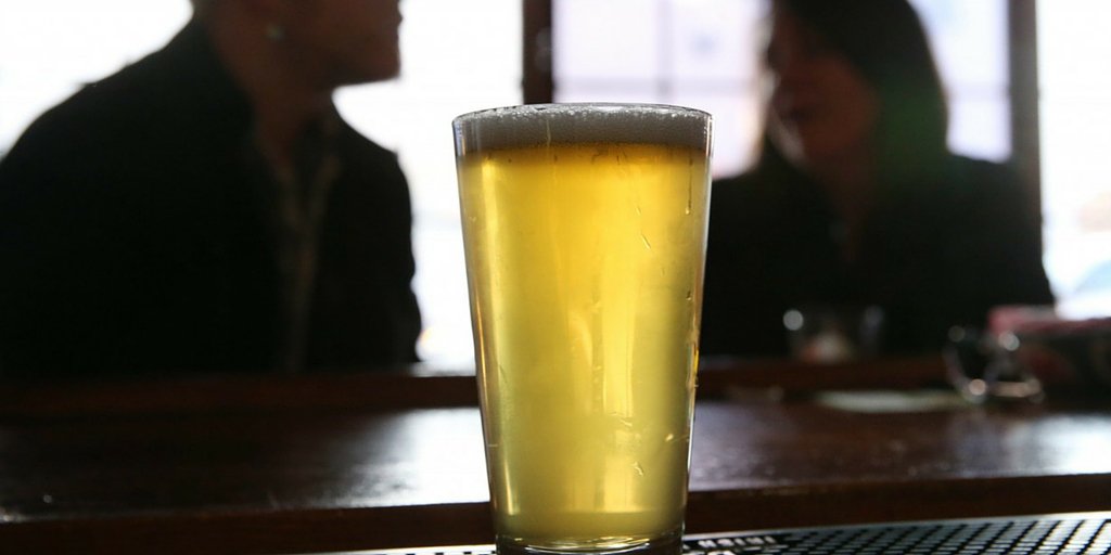 martingroupco's tweet photo. .@stbcbeer #onebuffalobeer is served at Fat Bob's Smokehouse: https://t.co/ZK0hZcojK3. Try one tmrw #cincodemayo https://t.co/wdYwne2PIF