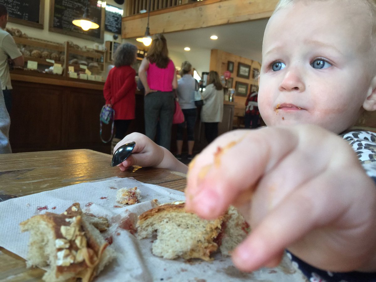 Awesome lunch with my girlies today <a href="/elmstreetbakery/">Elm Street Bakery</a> - this sandwich tho... #yummmmmm  and the pb&amp;j too. 😄😄👍🏼
