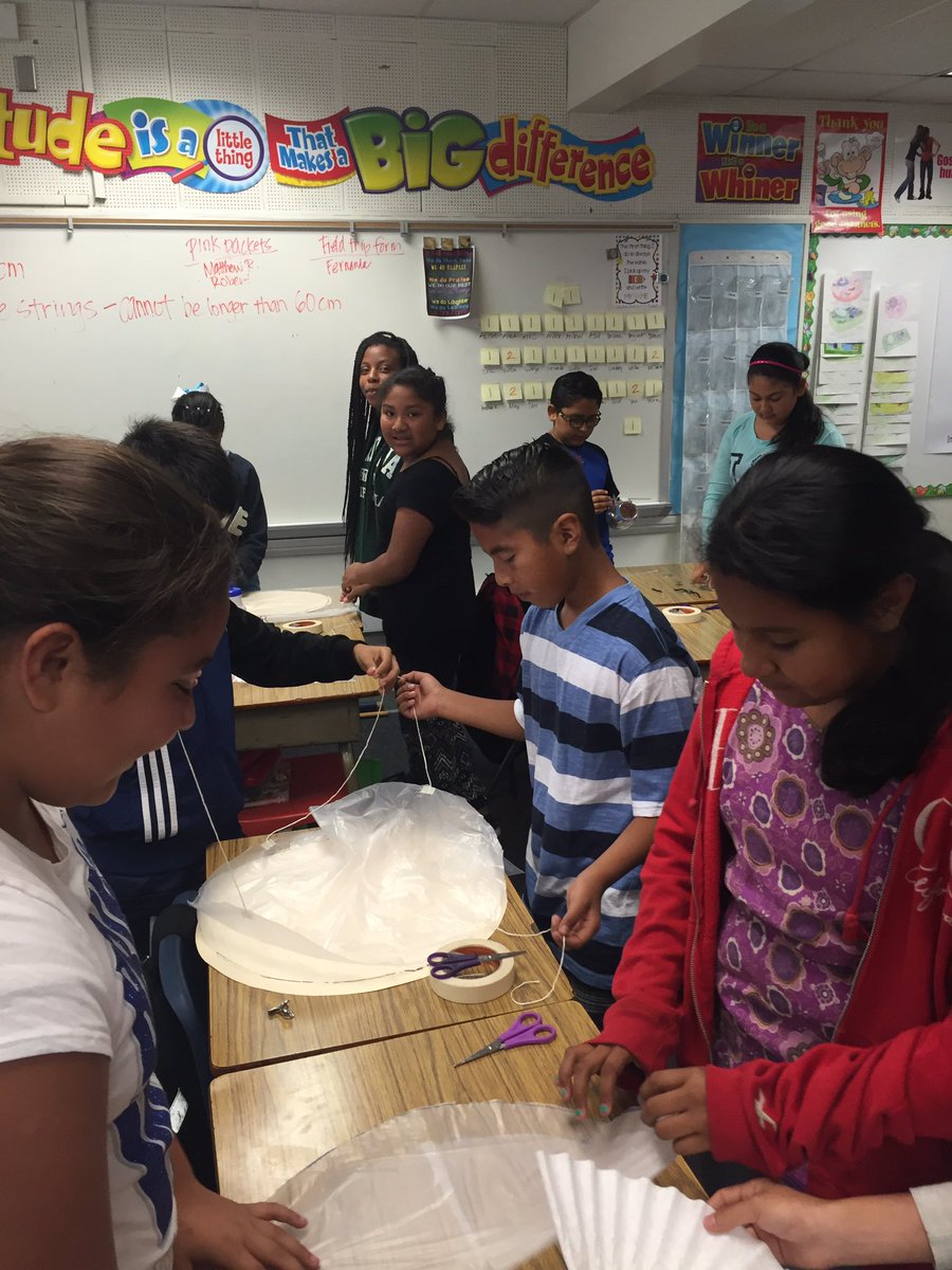 RobertCastle57's tweet photo. Mrs. Watanabe's 5th graders prepare for the upcoming STEM Olympics!  Join us on May 14th at Tetzlaff MS. https://t.co/h6DNjyPtWV