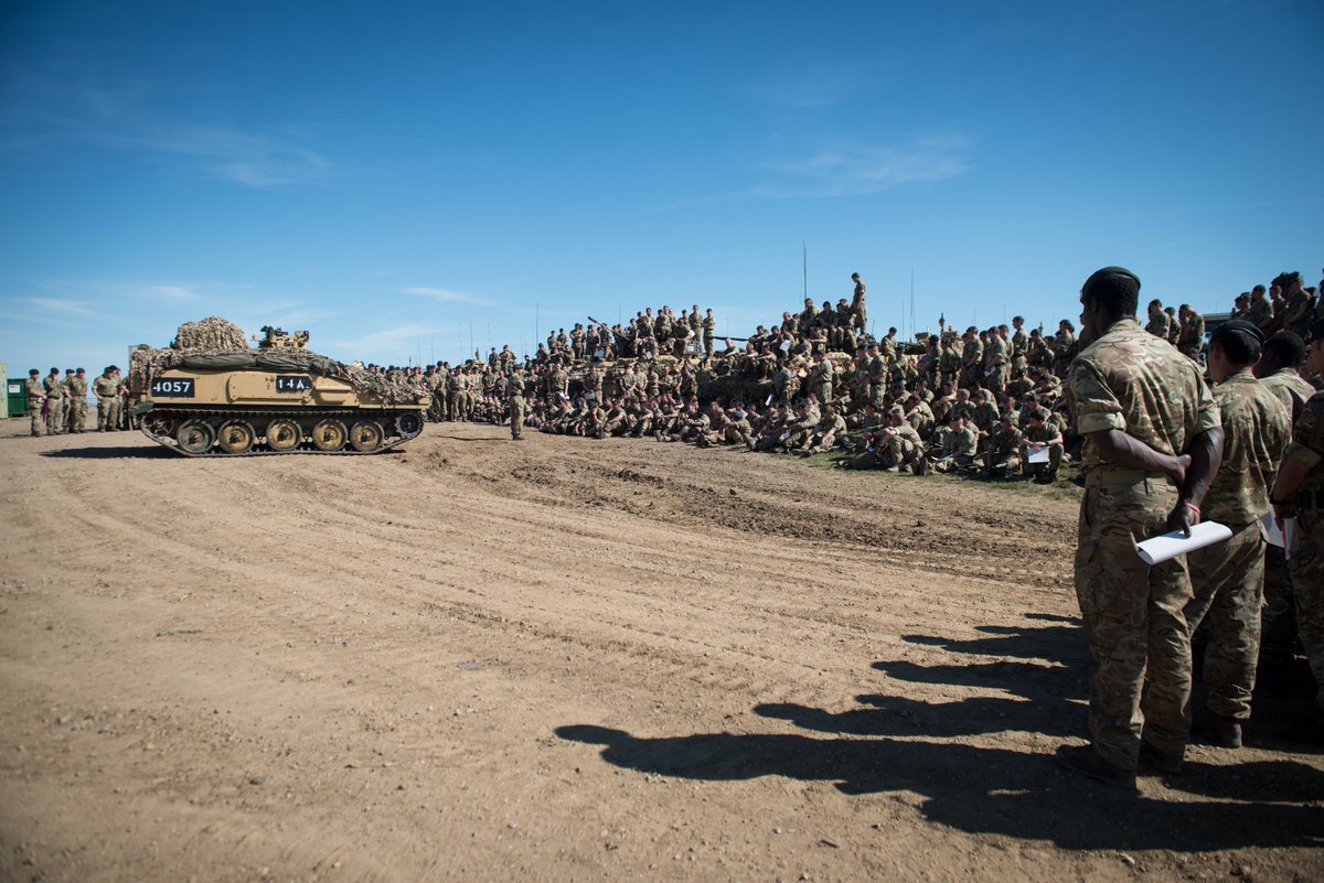 MediaOffr's tweet image. CO addressing #5Rifles BG ahead of start #Prairiestorm 1 |Good luck to all involved from 20 Armd Inf Bde