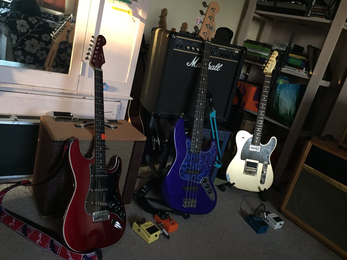TheRoyals17's tweet photo. Finally got some recording done @Fender can you tell what our favourite guitar brand is? #music #recordingstudio https://t.co/PxFagtPpoR