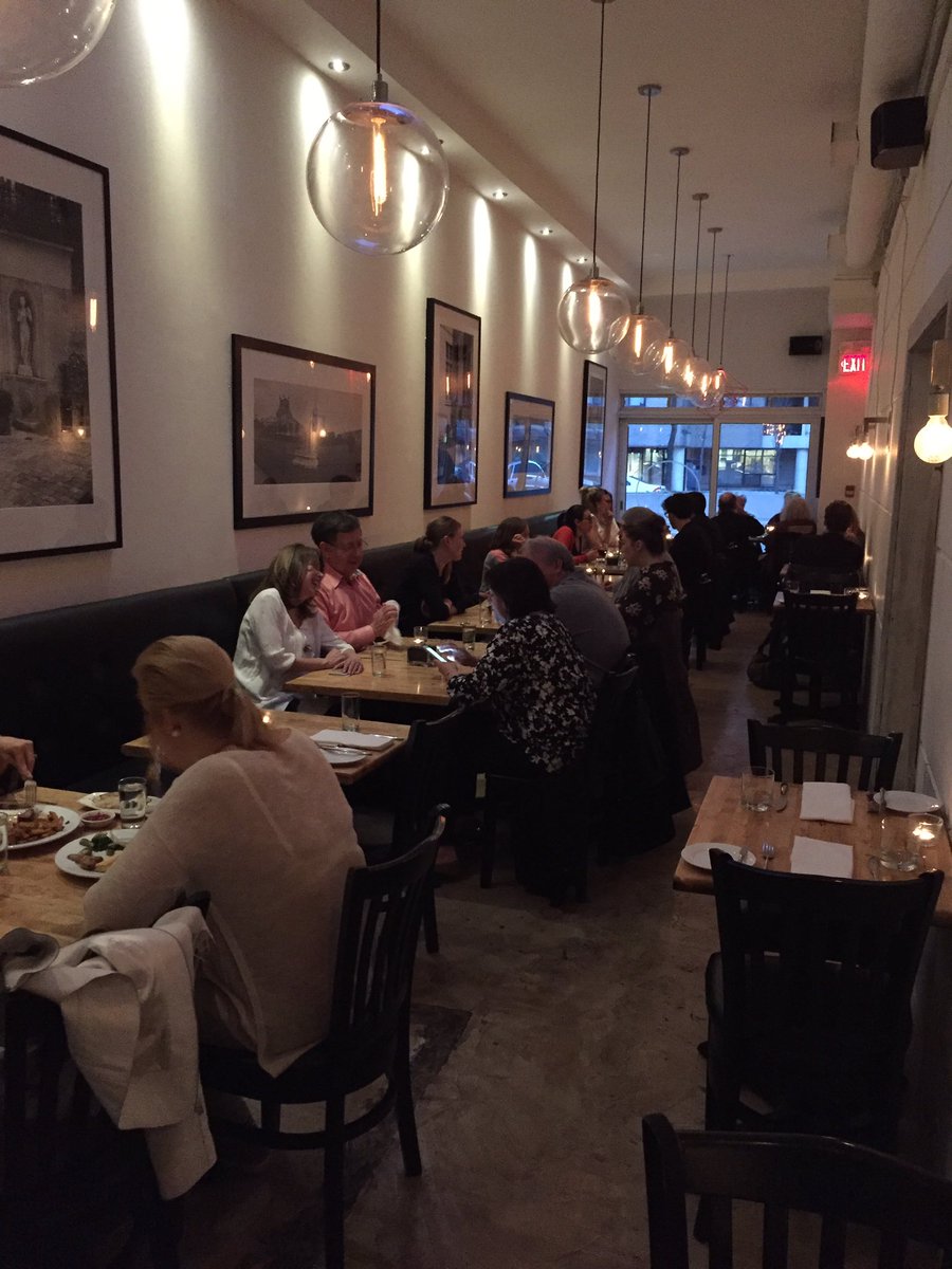 concessionroad's tweet image. #stclairwest #loves #frenchfood @pukkatoronto @PeterXBoyd @StClairWEats @VillageLivinMag @passthetable @JoannaSable