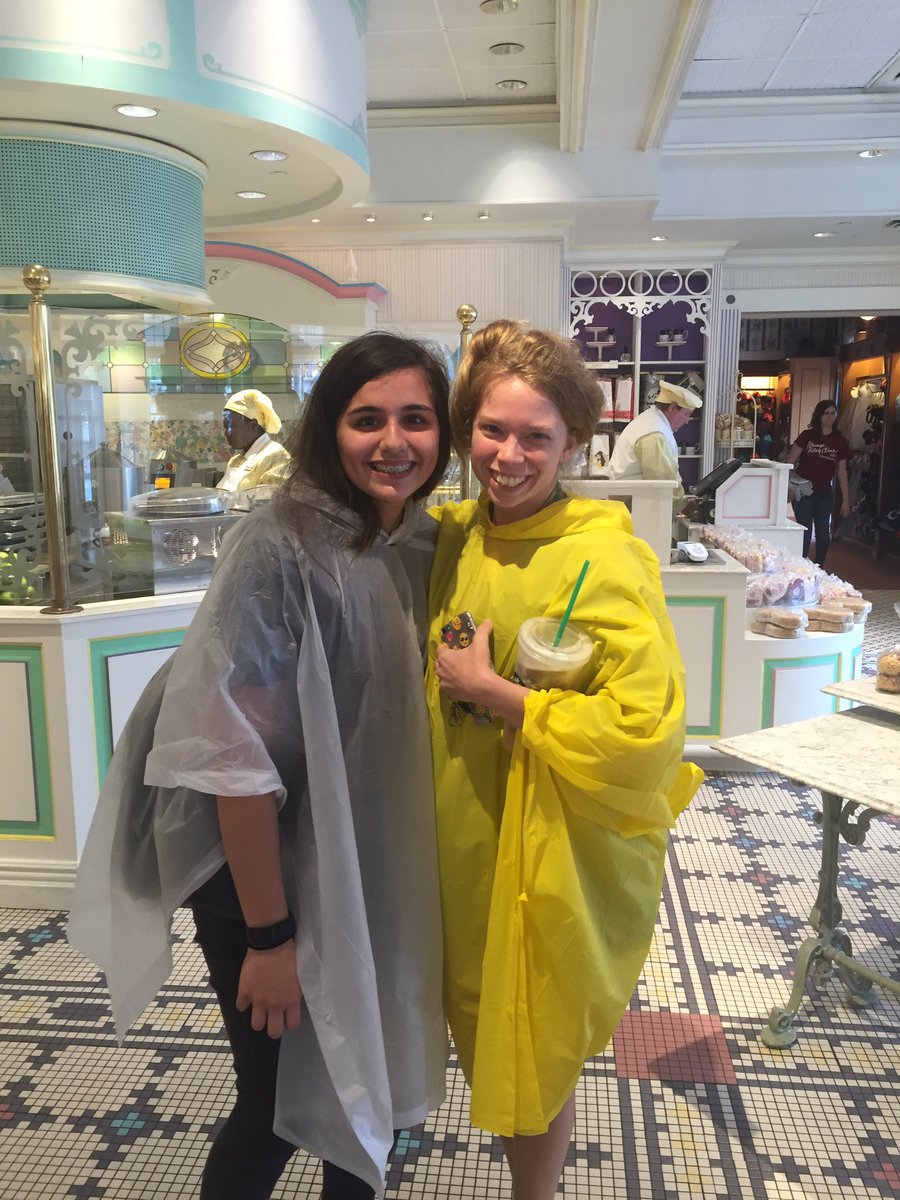 aleksajade's tweet photo. Ran into @grav3yardgirl today at magic kingdom. So nice meet you! https://t.co/u1XViuvpYt