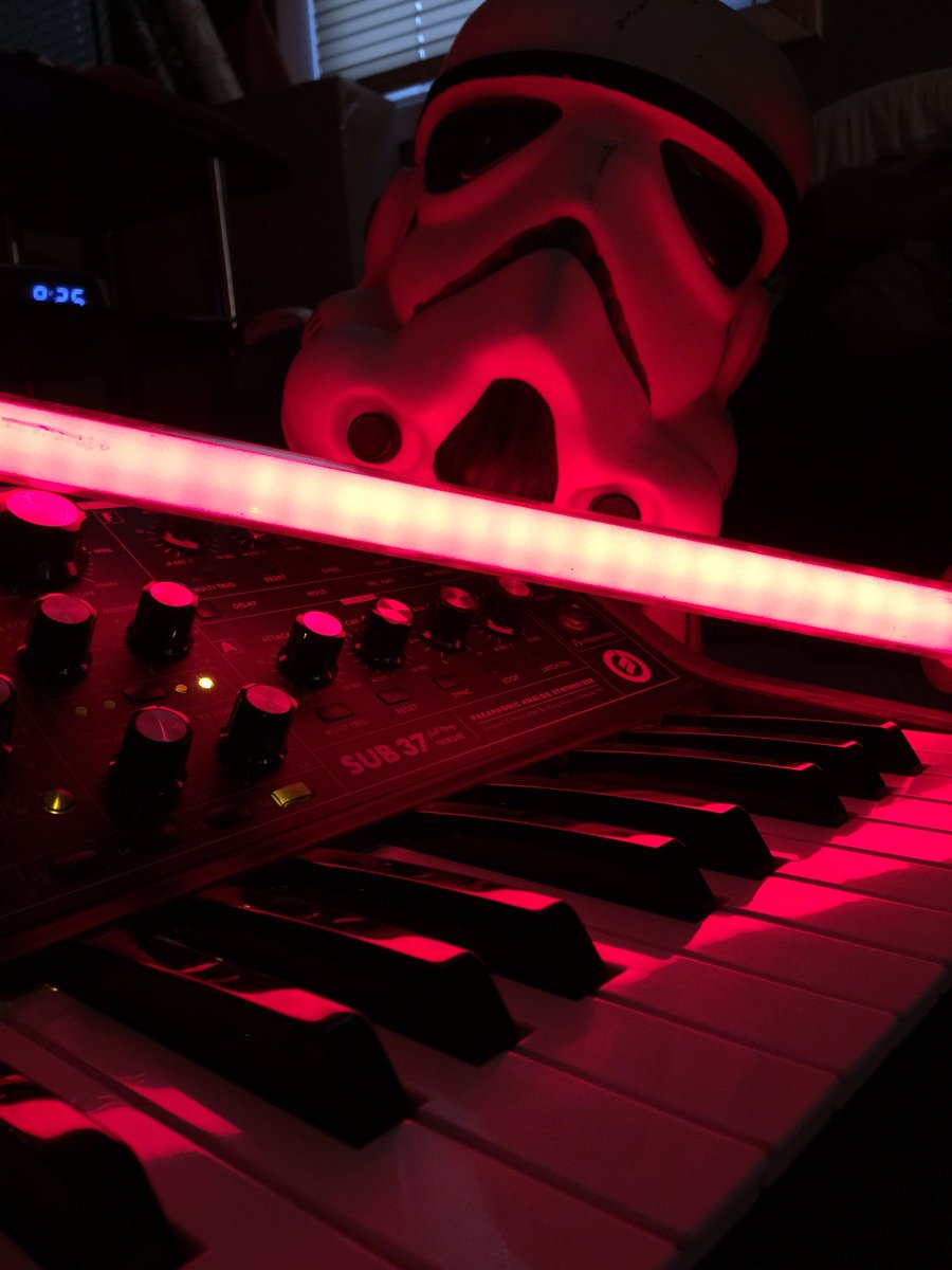 This is no Star Destroyer but it sure as hell sounds like one May the 4th be with you #StarWars #Moog #Sub37 #Sonder
