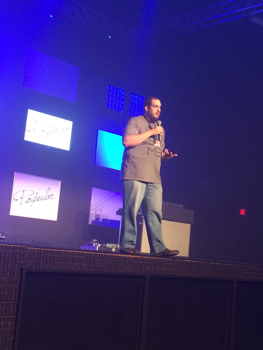 UnashamedABQ's tweet photo. The smallest jobs can sometimes be the most important!! #GreatThought #StartServing
@RJMcBee https://t.co/cbWnIgsx4u