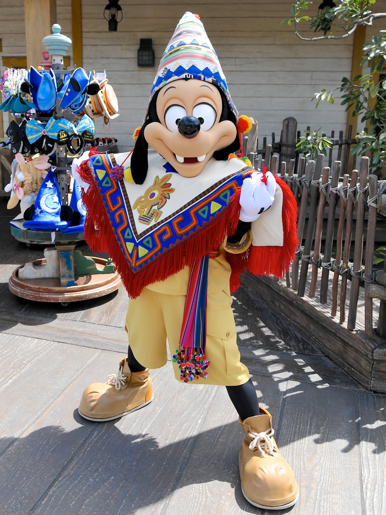 ディズニーリゾート　クラリス　ポンチョ　ブランケット　マント ディズニーランド&シーのブランケット・マント・ポンチョ☆ -