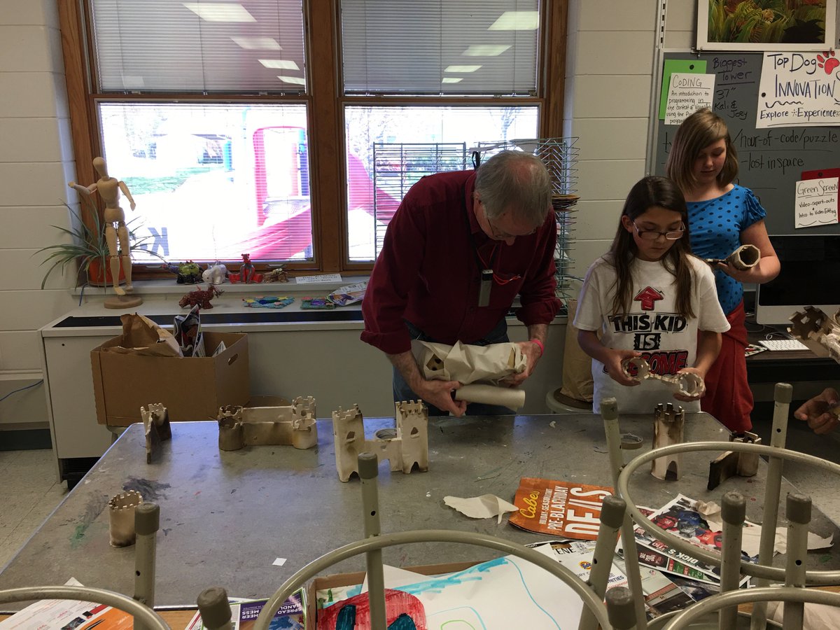 HoweElementary's tweet photo. 5th graders are wrapping up their smoke-fired castle towers. #howebulldogs https://t.co/MwSqJaFrBi