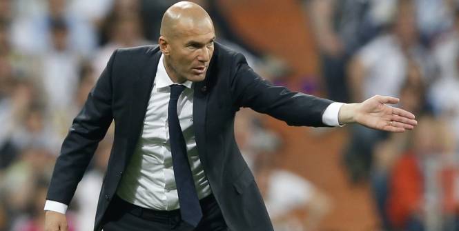 lequipe's tweet photo. Zinédine Zidane, premier entraîneur français en finale de Ligue des champions depuis Arsène… https://t.co/8YxtGRtWTG https://t.co/c3IOGE7Smx
