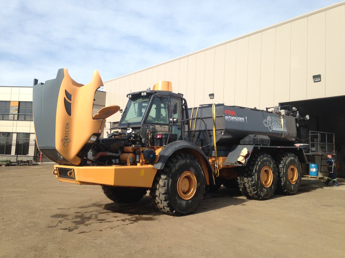 SchwerSam's tweet photo. Getting the Hydrosaurus ready to go to Fort McMurray, to fight fires.@work4wilco https://t.co/hTElgK2516