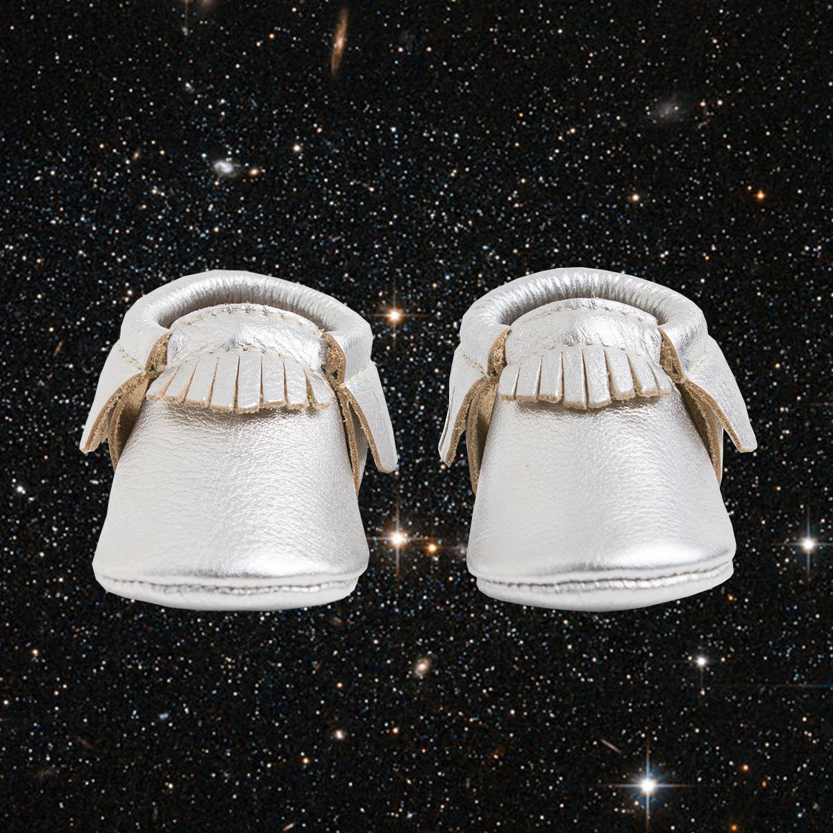 freshlypicked's tweet photo. GIVEAWAY! Like, Retweet, and be following us for a chance to win these Chrome Metallic moccs! #MayTheFourth https://t.co/ni418BB9e7