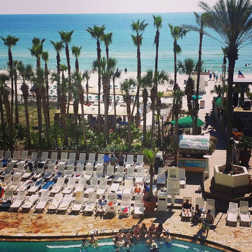 PCBMap's tweet photo. Beautiful day from the balcony! #panamacitybeach https://t.co/KxPWvQmJFM https://t.co/94641phkbI