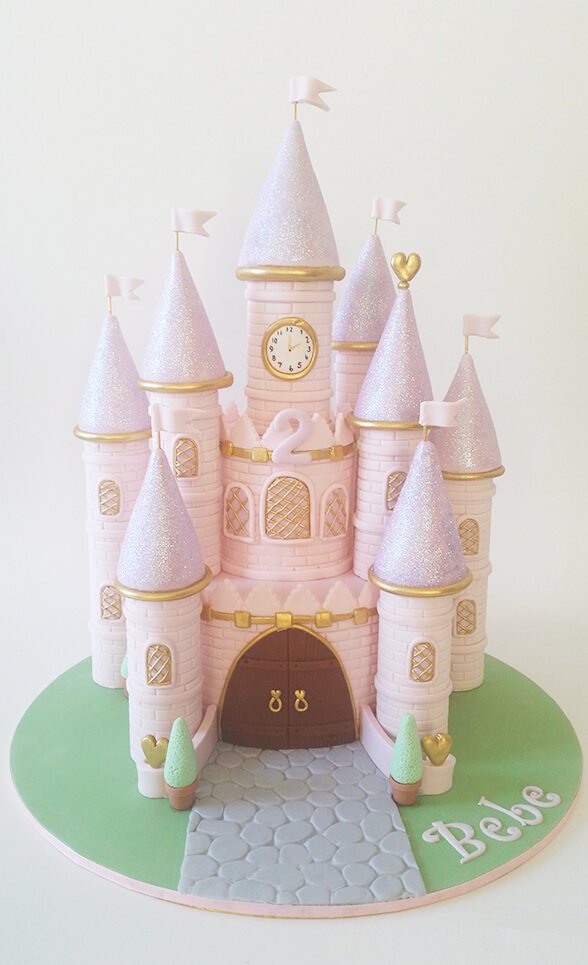 IcedCreationsau's tweet photo. Princess castle cake for another happy customer!! #princess #princesscastlecake #customcakessydney @SatinIce https://t.co/VGtaLJNUez