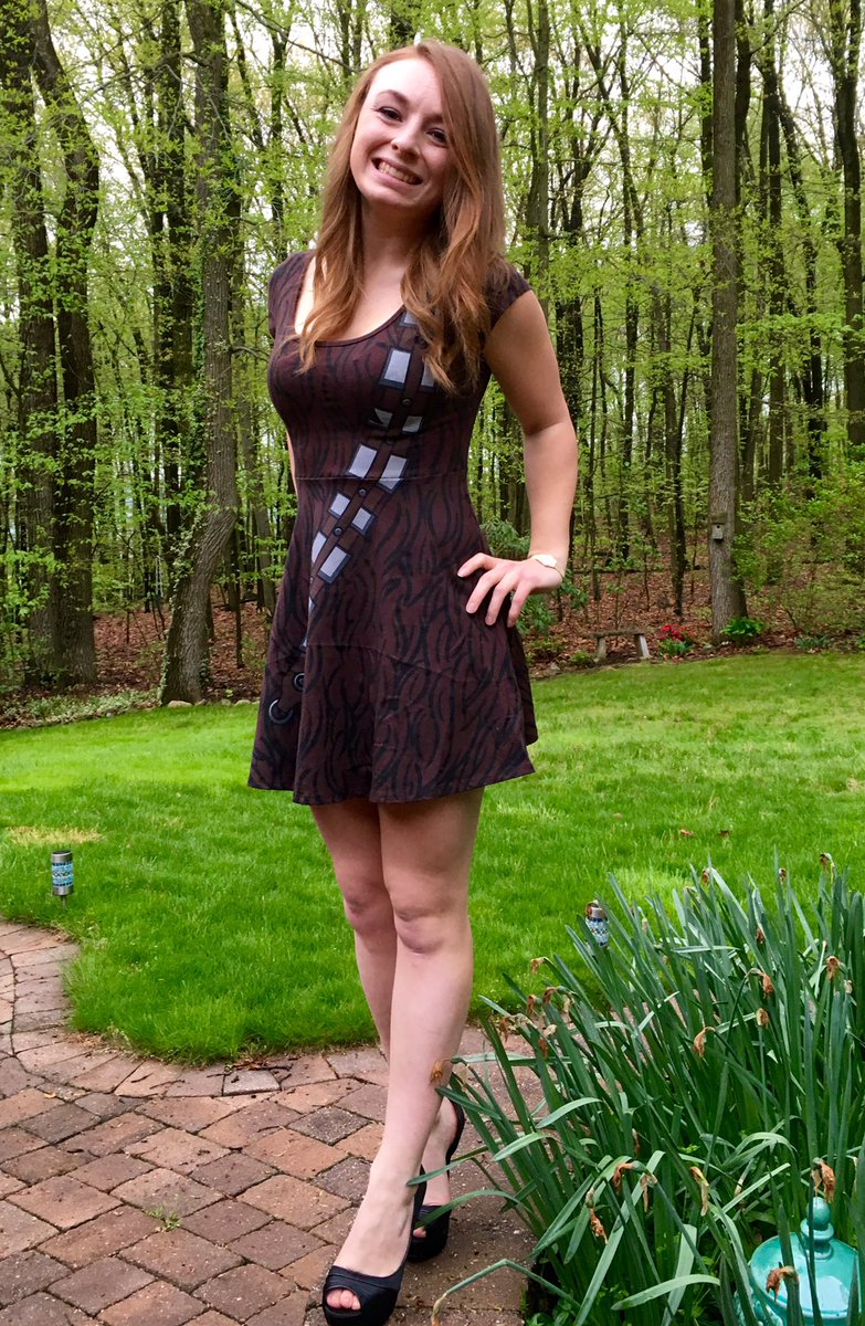 Keara_SHS's tweet photo. Happy #StarWarsDay #MayThe4thBeWithYou 🎉. Find this dress --->https://t.co/5ezN4622h5 https://t.co/R2lsB13XfH