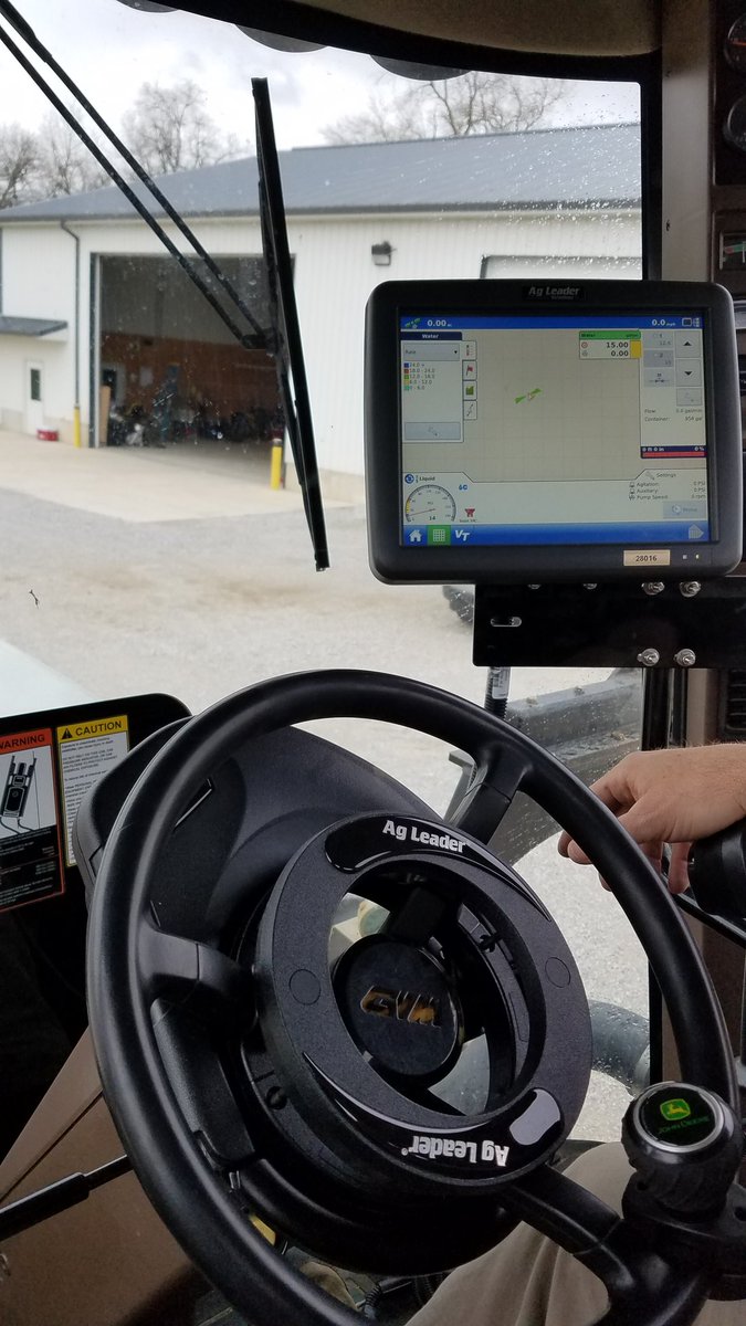 agGPSmatt's tweet photo. @GreenFieldAg waiting for field conditions to improve to run this @AgLeaderTech #ISOLiquid #DirectCommand and #OT3 https://t.co/7xYD4xntoy
