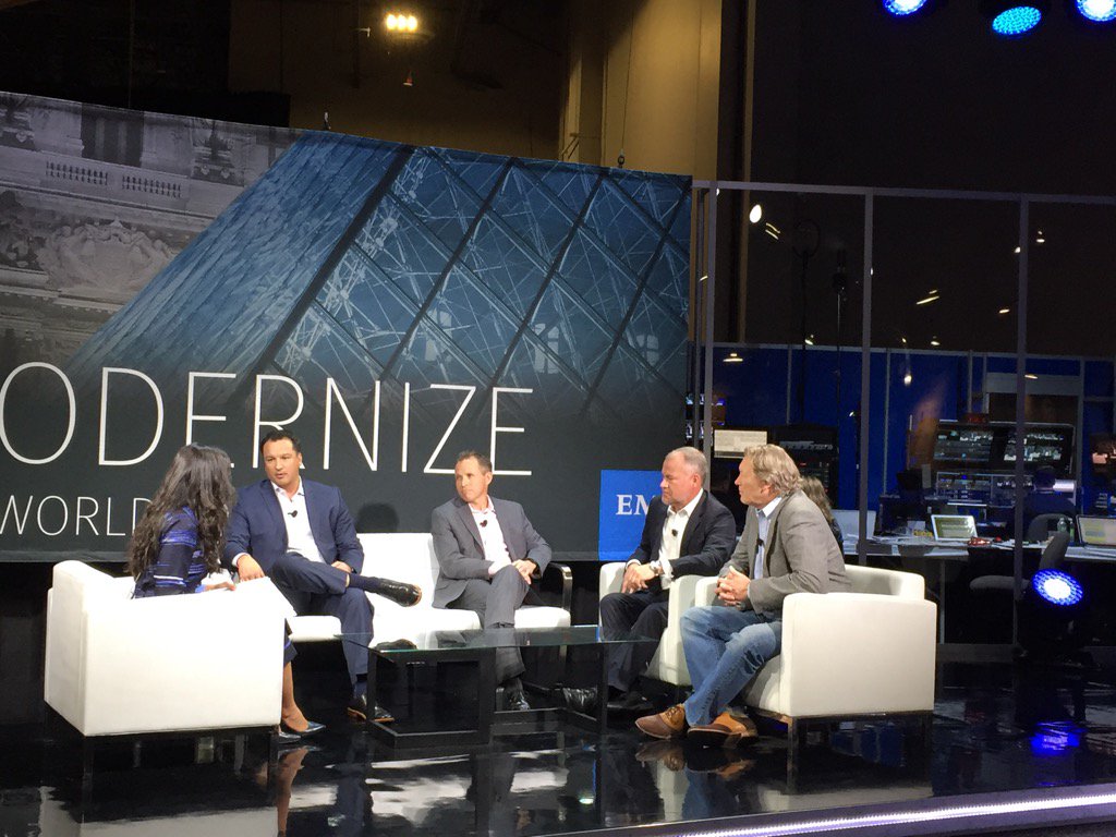 CAknightly's tweet photo. It's time to Think Like a Data Scientist with @schmarzo and @PechangaCasino live from #EMCWORLD #EMCTV https://t.co/eQF2wJ7jZ1