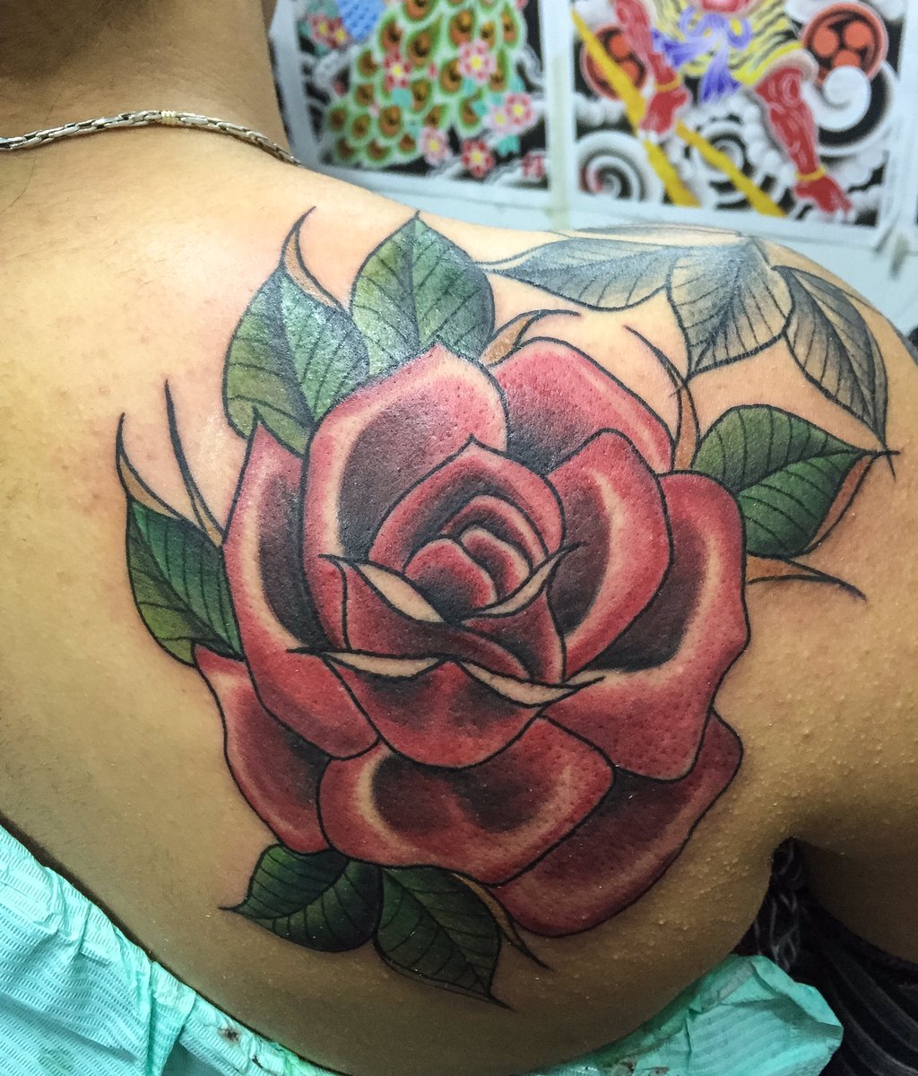 XDONPANDAX's tweet photo. #rose #rosa #rosetattoo #TatuajesDeRosas #FreeHand #ManoAlzada #DonPanda #AmilkarTattoo https://t.co/FDIwyFZRzH
