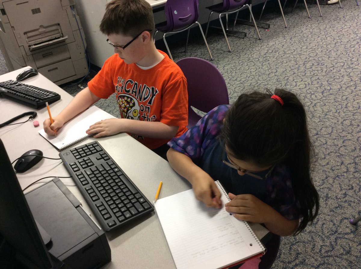 CodingForAll's tweet image. Students thinking about the solutions for the puzzles and writing code on paper first.
@codeorg #hourofcode