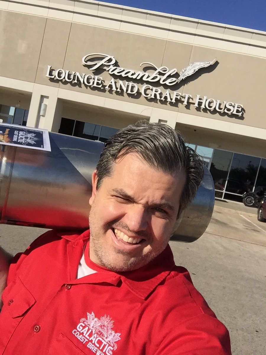 GalacticCoast's tweet photo. Sneaky Blonde has landed @preamblelounge. Yep, still sunny out. Lol. https://t.co/hTkgH6pXPH