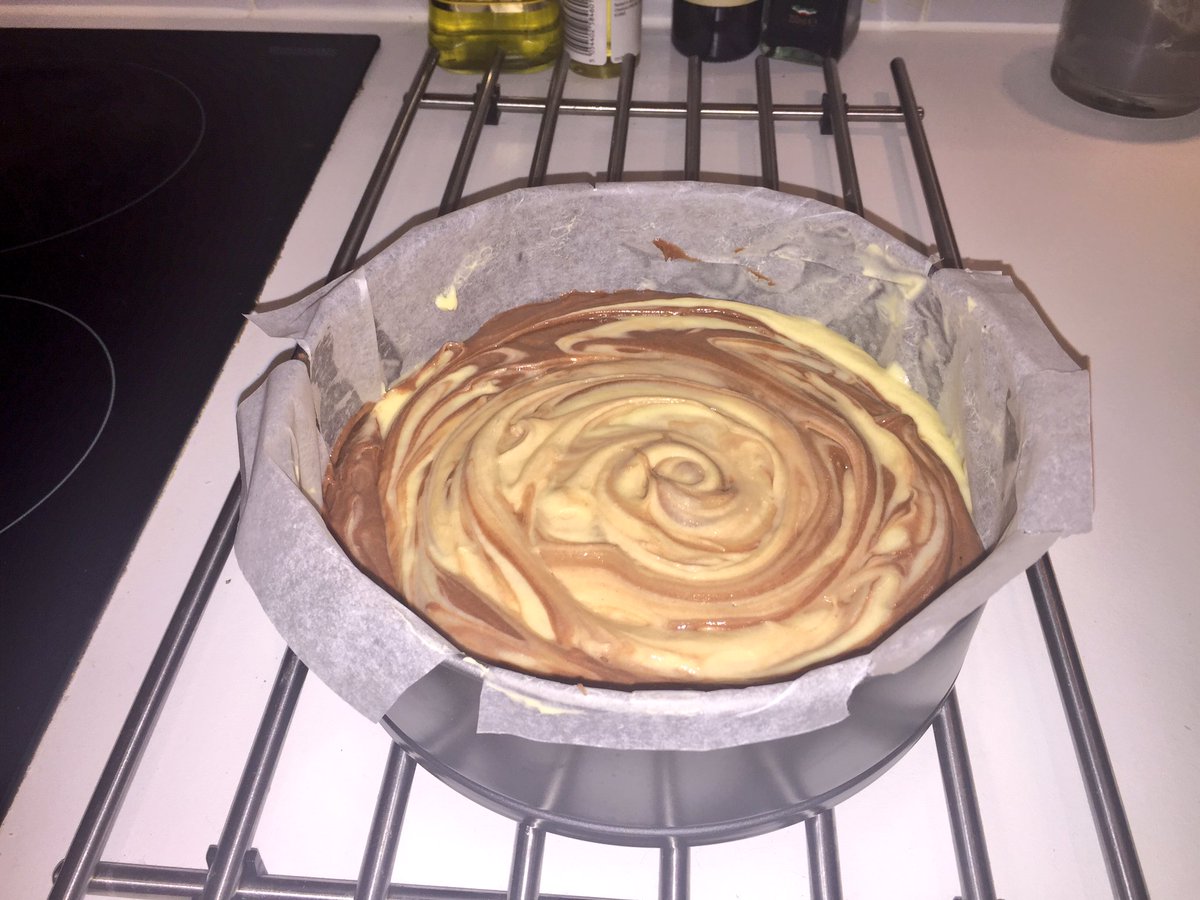 FergalMcgoff's tweet photo. Midnight baking. 😋 #chocomarble https://t.co/qLHTCVFZwt