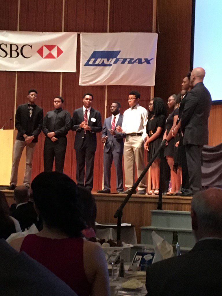 stephany1228's tweet photo. Enjoying @BuffaloPrep Choir... Celebration of Achievement  #prep16 https://t.co/ulMRpwy1ZE