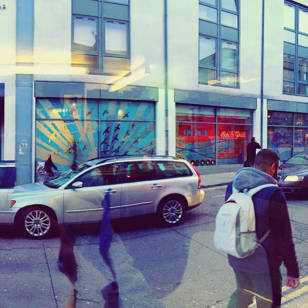 commuterart's tweet photo. Just sitting here #pause #panoramic #crop #lookingoutthewindow #dazepan by chrisjr https://t.co/T2C4JgLGEy