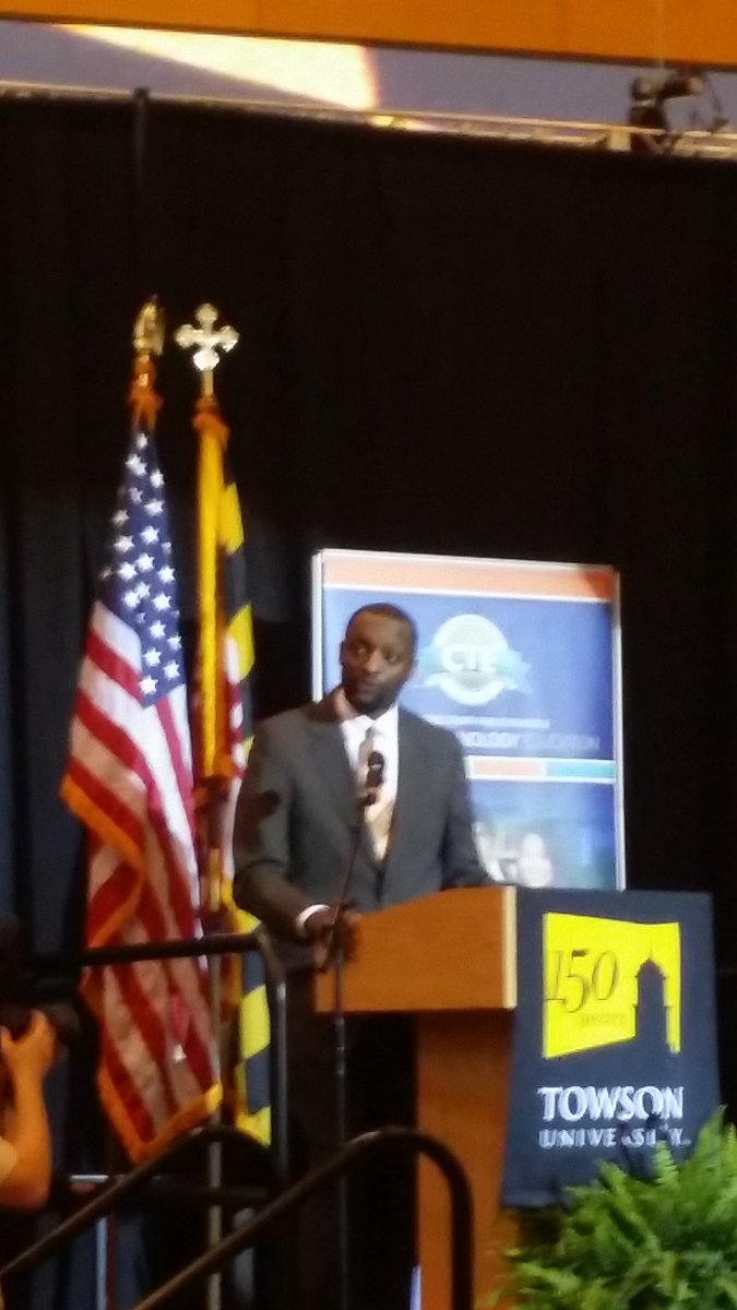 mweglein's tweet photo. Dr. Bedell keynotes the 42nd Annual CTE Student Recognition Ceremony @SECUArena. #CTESRC2016 https://t.co/pmlLeVm9Ud