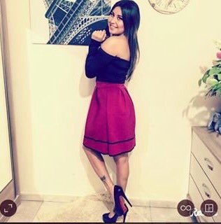 balhatunnn's tweet photo. Sana kırm��zı çok yakışıyor be hatun Ceyda Gelsin https://t.co/P3ZHbv281Z