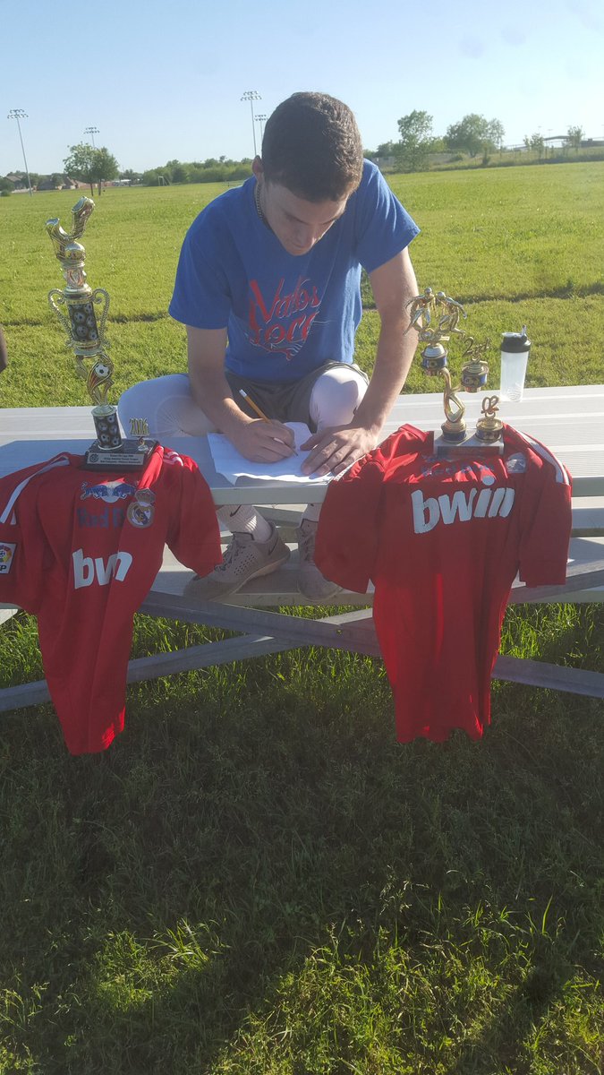 RedBullsFC69's tweet photo. OFFICIAL: @lane_12_goodwin has come to terms with The Club. High expectations are in order for this young lad. https://t.co/2iMRVF2acx