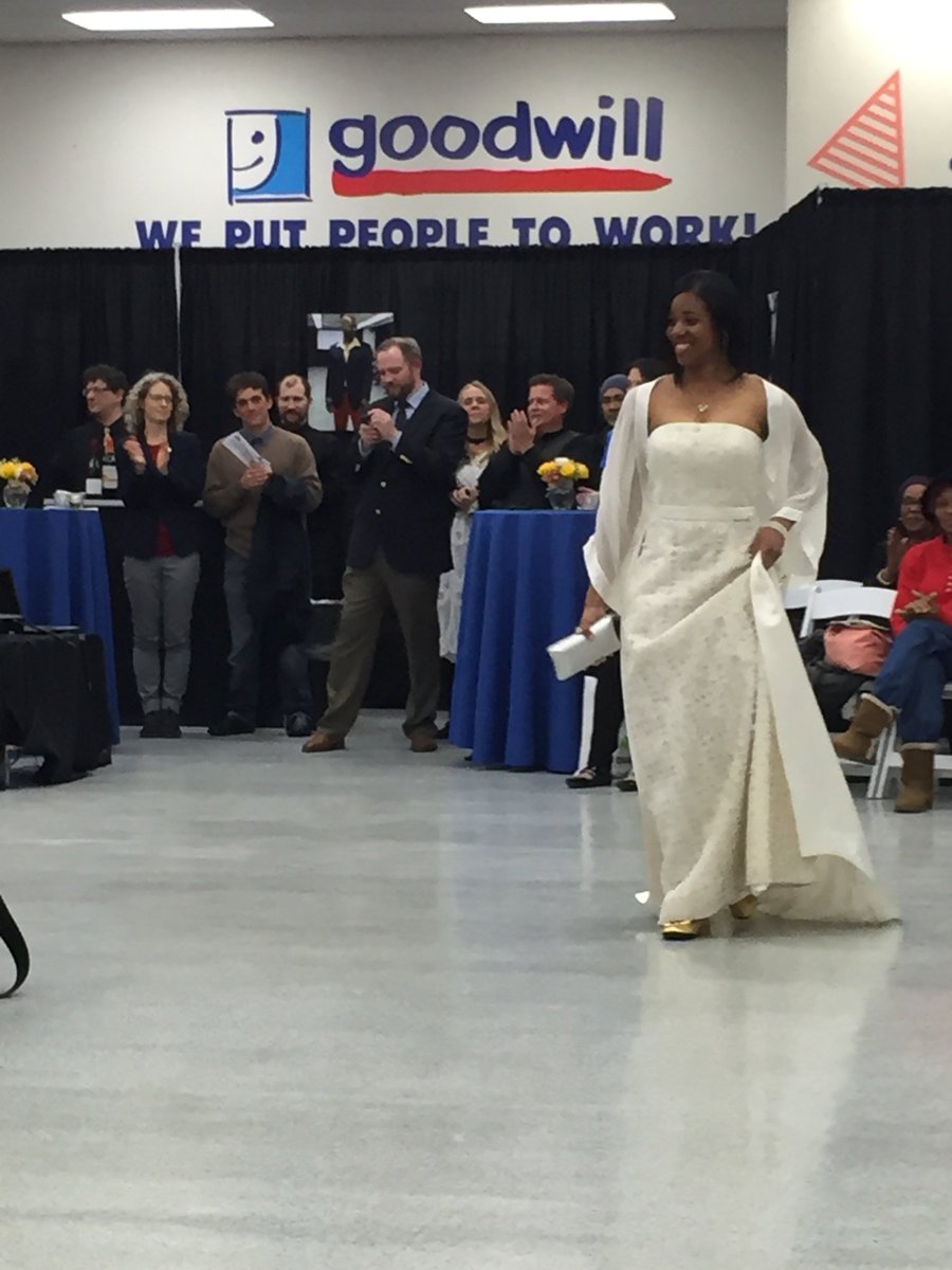 GoodwillNYNJ's tweet photo. Stunning looks from each of our models - but this girl is glowing! #GoodwillFashionShow #GoodwillWeek2016 #fashion https://t.co/FOsY4Z11zs