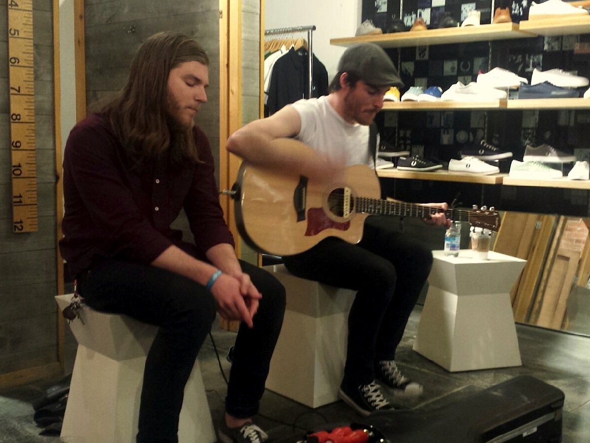 departurefest's tweet image. It's getting cozy in here at @FPTO for @HonestHeartCo's acoustic set - but we're not complaining!! 😍 #CMW2016