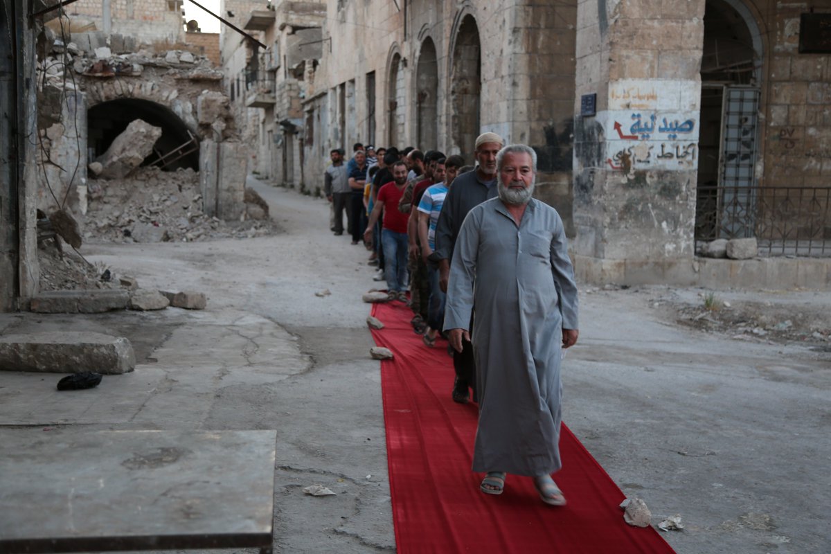 MPFFSY's tweet photo. عرض في معرة النعمان، screening in Maarrat al-Nu'man 
#سوريا #سينما #افلام #ادلب #حلب #مهرجان #ثورة #المعرة #Syria https://t.co/RbvIacqMbM